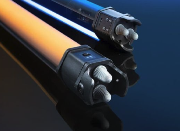 PavoTube II 6C - Tube LED RGBWW LED, avec batterie interne